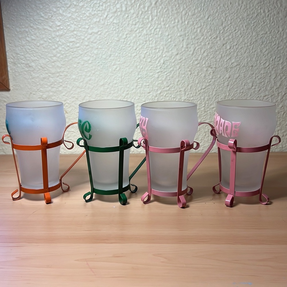 Vintage Set of 4 Soda Mug Glasses Metal Handle 1960’s Mid Century Fountain Shop - Picture 5 of 6